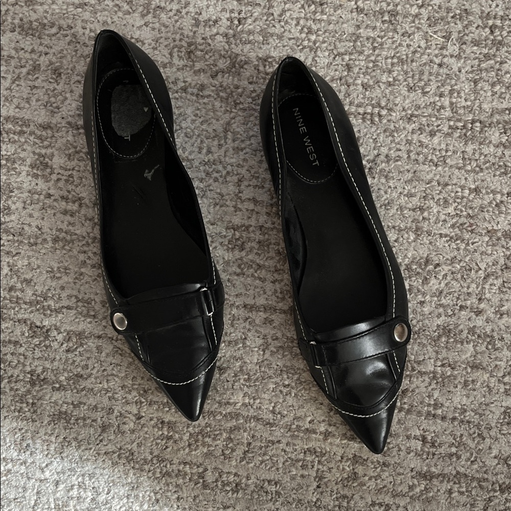 Nine West Black Pointed Ballet Flats